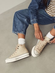 Converse Nude Leather Chuck Taylor All Star Lift Trainers - Image 1 of 10