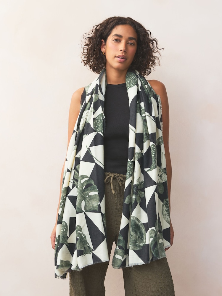 Mono Geometric Leaf Print Midweight Scarf - Image 2 of 7