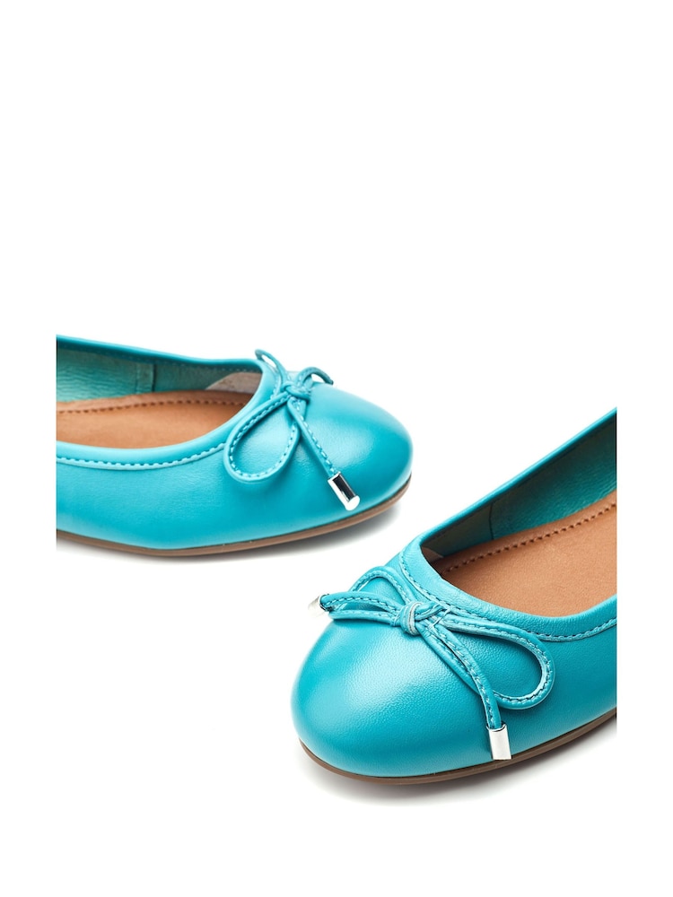 Moda in Pelle Blue Feebie Clean Round Toe Ballerinas - Image 4 of 4
