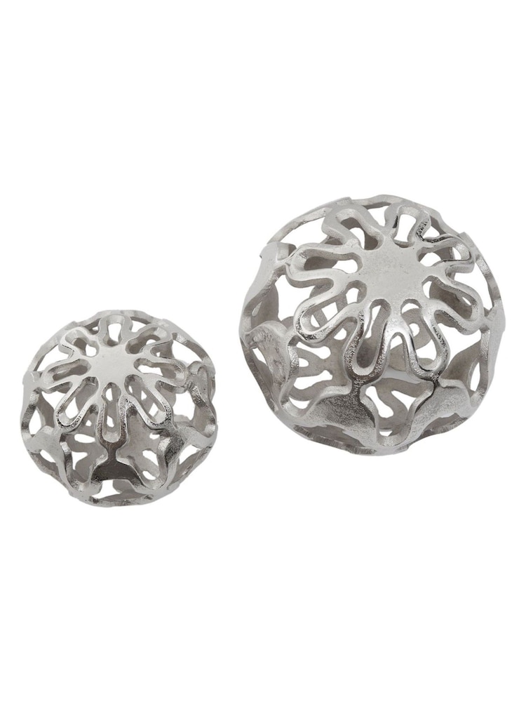 Interiors by Premier Set of 2 Silver Kensington Townhouse Deco Balls - Image 2 of 3 Interiors by Premier Set of 2 Silver Kensington Townhouse Deco Balls - Image 2 of 3