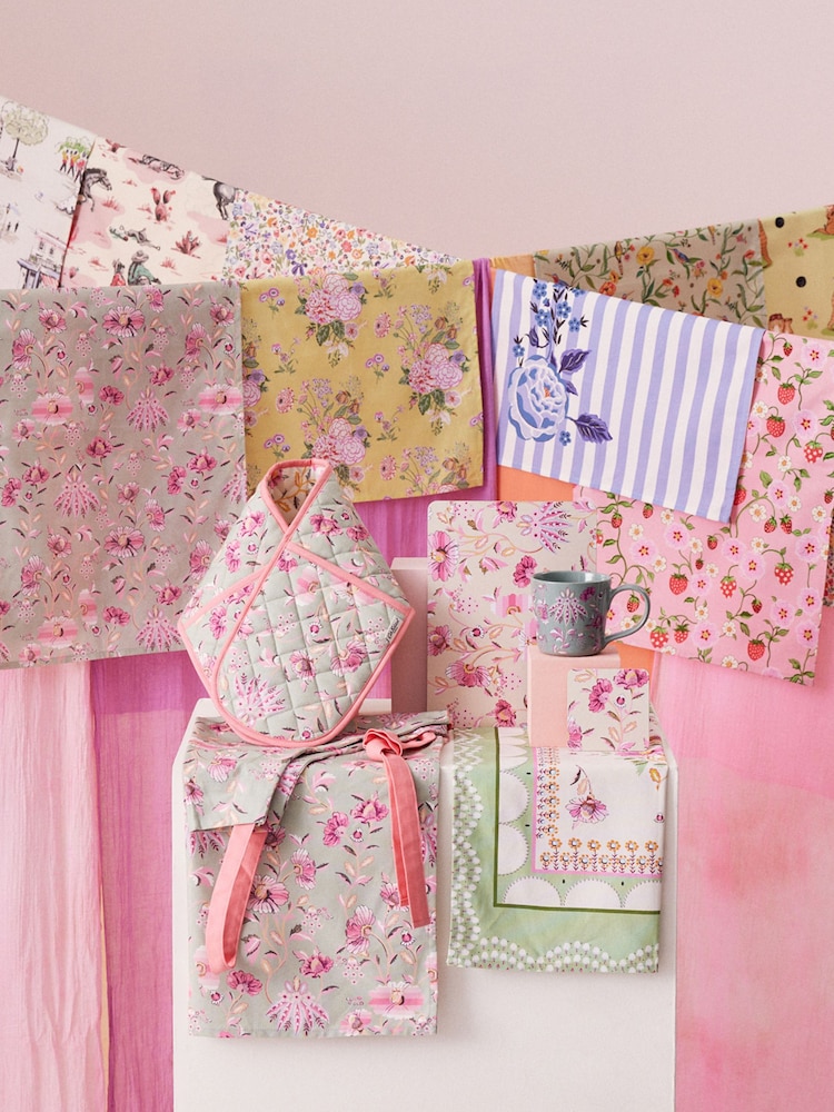 Cath Kidston Friendship Gardens 100% Cotton Tea Towel Set 4 Pack - Image 2 of 2