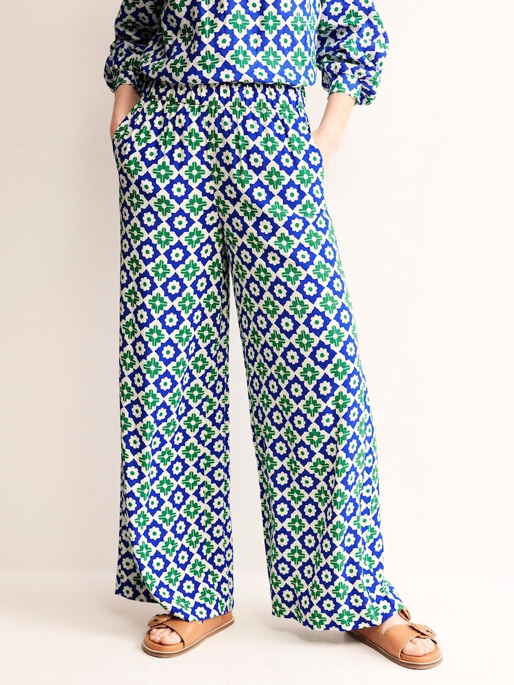Boden Green Crinkle Wide Trousers - Image 2 of 5 Boden Green Crinkle Wide Trousers - Image 2 of 5