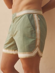 Verde salvia - Reiss Baller Ché Elasticated Waist Swim Shorts - Imagen 1 de 5