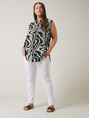 Evans Curve Abstract Print Sleeveless Shirt - Image 2 of 5