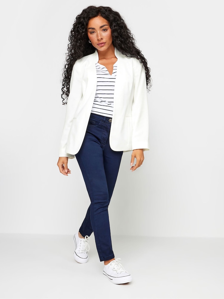Blanco - M&Co Petite Collarless Fitted Blazer - Imagen 2 de 4 Blanco - M&Co Petite Collarless Fitted Blazer - Imagen 2 de 4