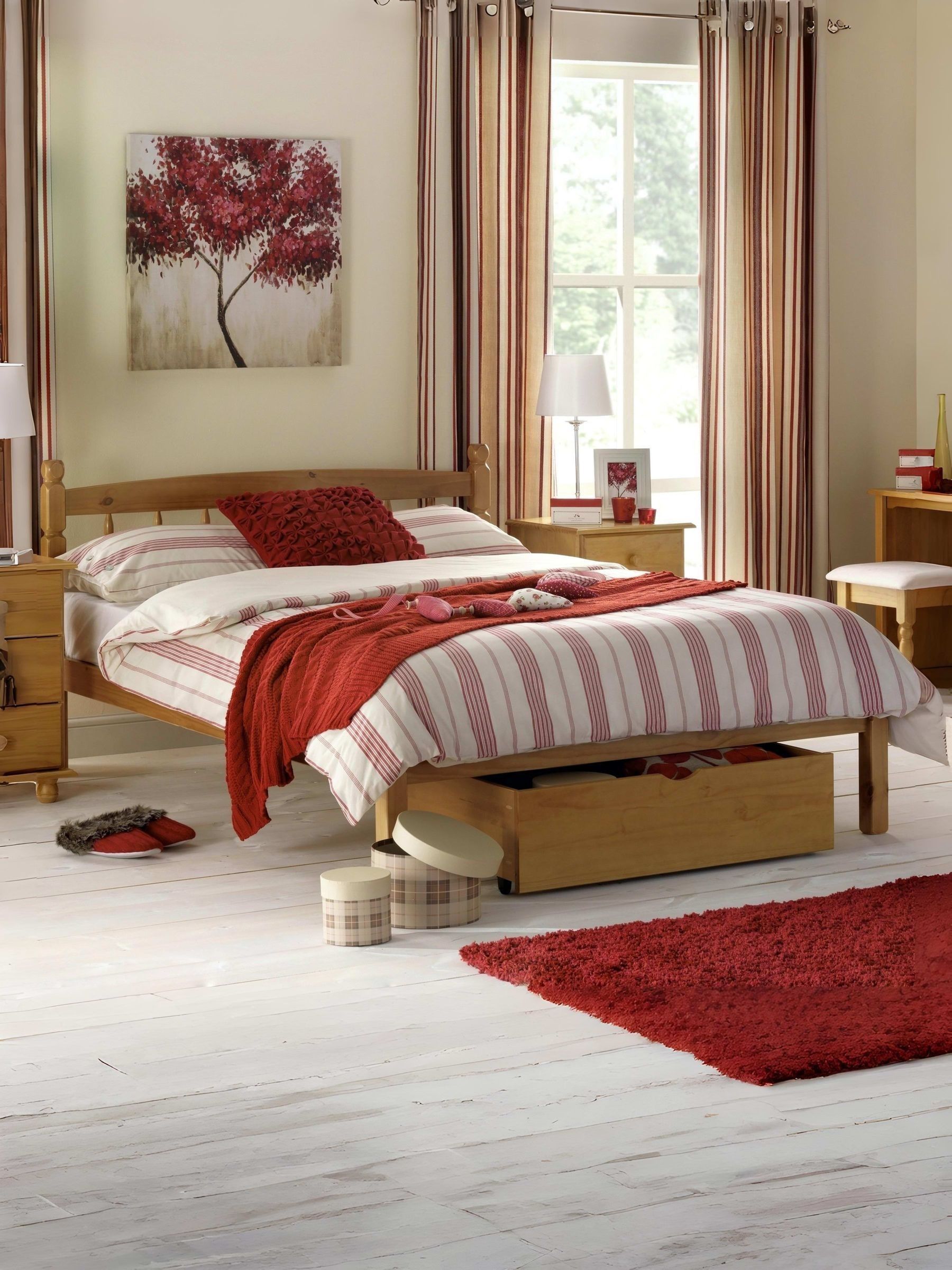 Julian Bowen Pickwick Pine Bed Double - Antique Brown - Solid Pine Frame - Slatted Base - Image 5