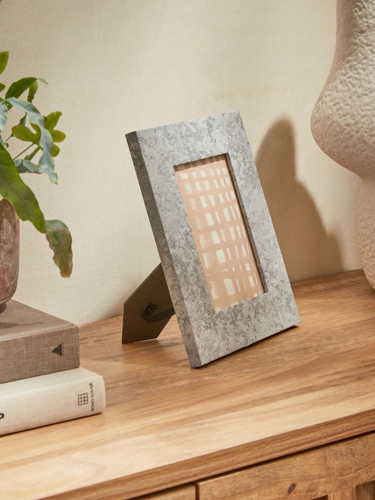 Grey Lydford Stone Effect Photo Frame - Image 1 of 5