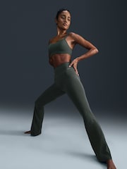 Leggings acampanados de tiro alto con sujeción suave Zenvy de Nike - Imagen 5 de 8