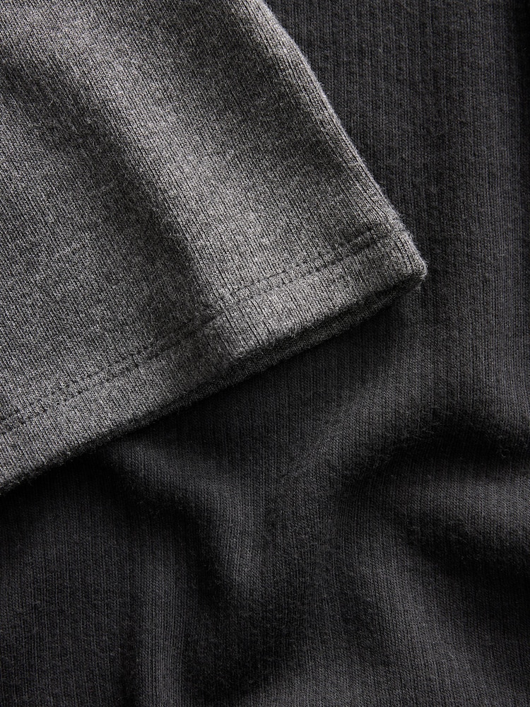 Black/Charcoal Grey Thermal Short Sleeve T-Shirts 2 Pack (2-16yrs) - Image 6 of 6