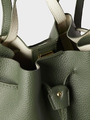 Verde - Negra de cuero The Lucia de Osprey London - Imagen 8 de 8