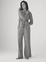 The Set Pink Gingham Check/Black Gingham Check 2 Pack Flannel Long Sleeve Button Through Pyjamas - Image 3 of 11