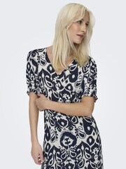 ONLY Blue Graphic Print V-Neck Puff Sleeve Maxi Dress - Image 4 of 7