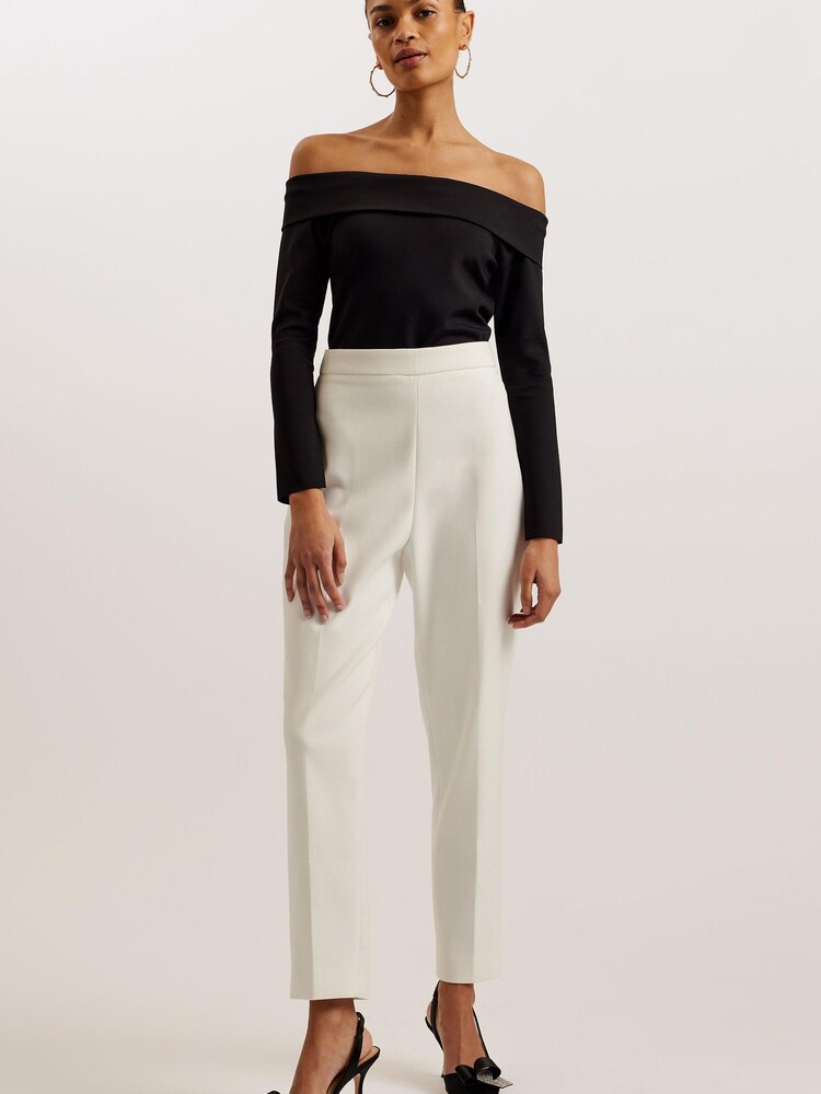 Haut ajusté Ted Baker Phollyy à épaules dénudées - Image 1 of 5