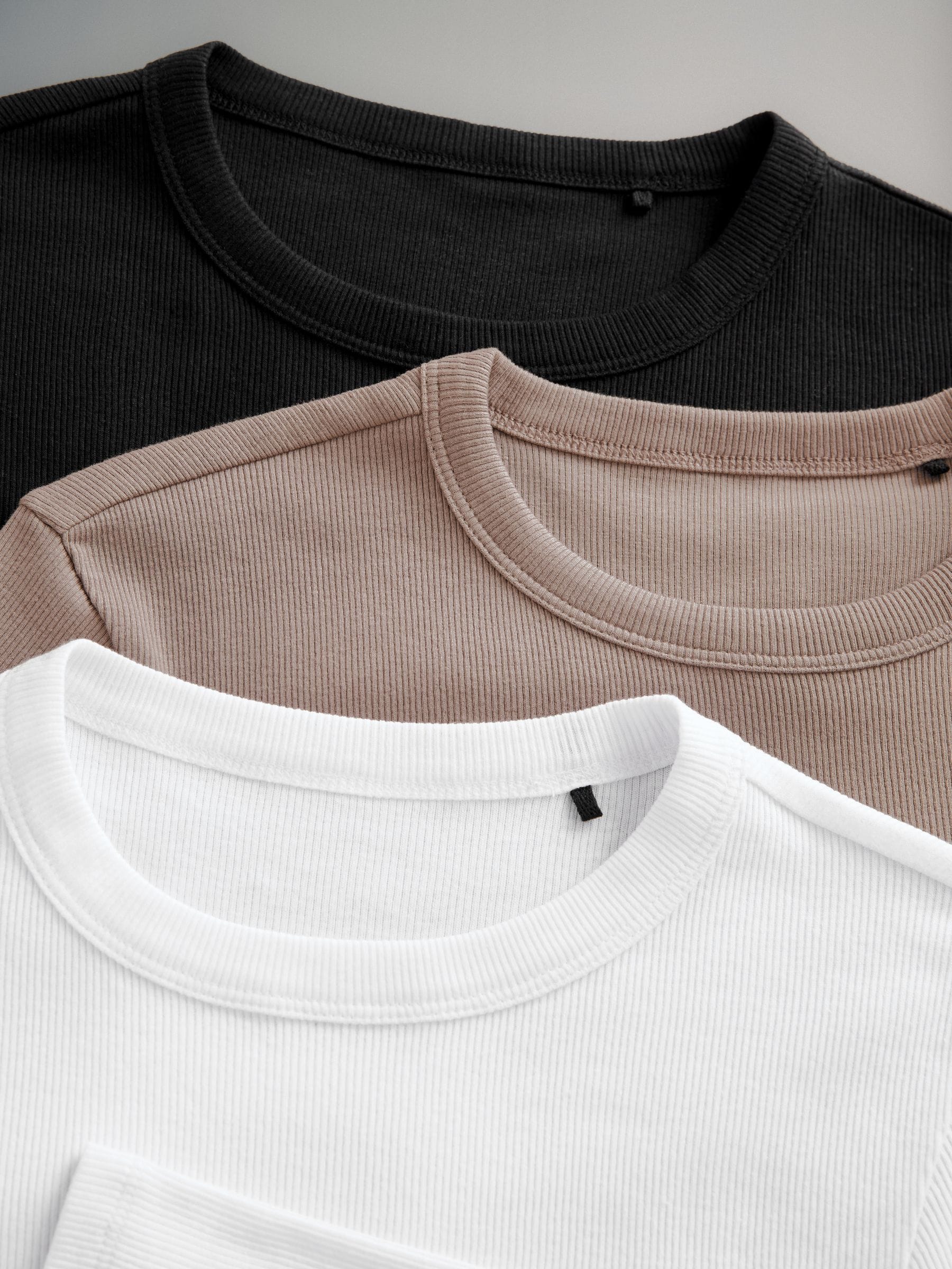 Buy The Set 3 Pack Ribbed Long Sleeve T-Shirts Black/Taupe Brown