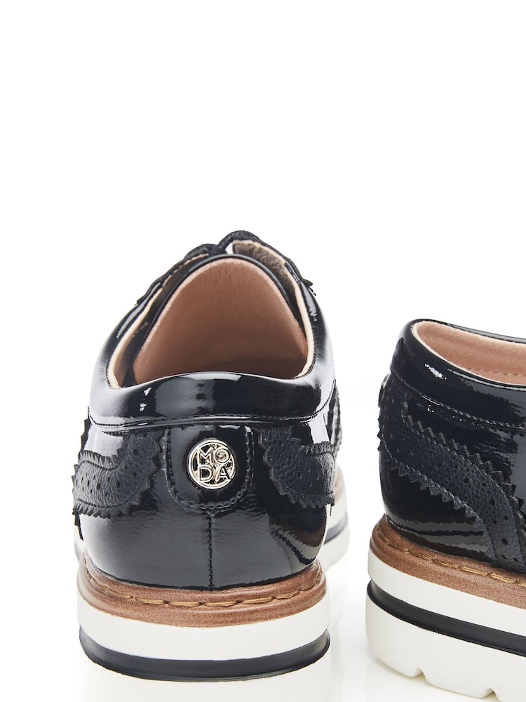 Moda in Pelle Gennisiss Lace-Up Brogue Detailed Shoes - Image 4 of 4
