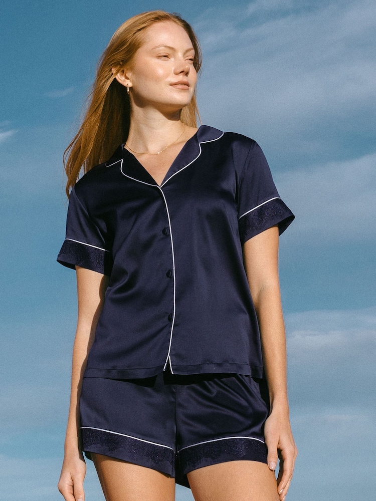 Blauw - Chelsea Peers - Korte pyjamaset van satijn met kanten rand - Image 1 of 5