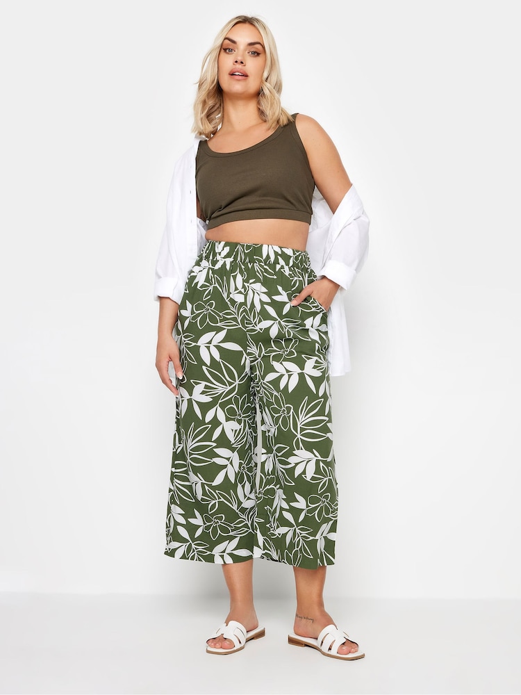 Yours Curve Green Green Leaf Print Cropped Trousers - Image 2 of 5