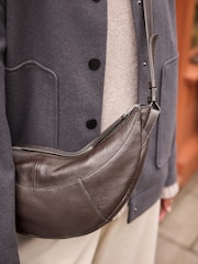 Chocolate Brown Leather Washed Sling Bag - Image 5 of 11