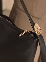 Black Leather Slouch Shoulder Bag - Image 6 of 11