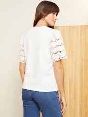 Love & Roses – Jersey-T-Shirt mit kurzen Ärmeln und Lochstickerei - Bild 3 von 4