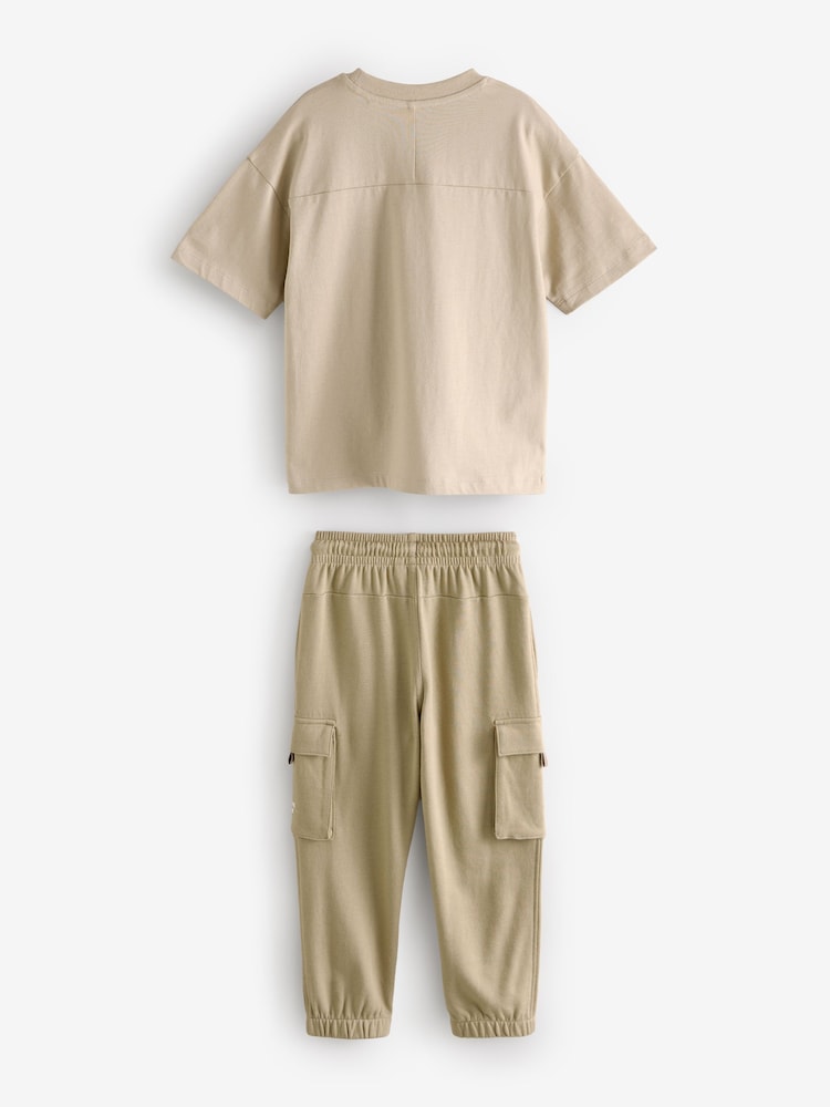 Stone - Set mit Kurzarm-T-Shirt und Jogginghose im Utility-Stil aus 100 % Baumwolle (3–16 J.) - Bild 2 von 4 Stone - Set mit Kurzarm-T-Shirt und Jogginghose im Utility-Stil aus 100 % Baumwolle (3–16 J.) - Bild 2 von 4