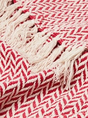 Oliver Bonas Red Alma Woven Herringbone Throw - Image 3 of 4