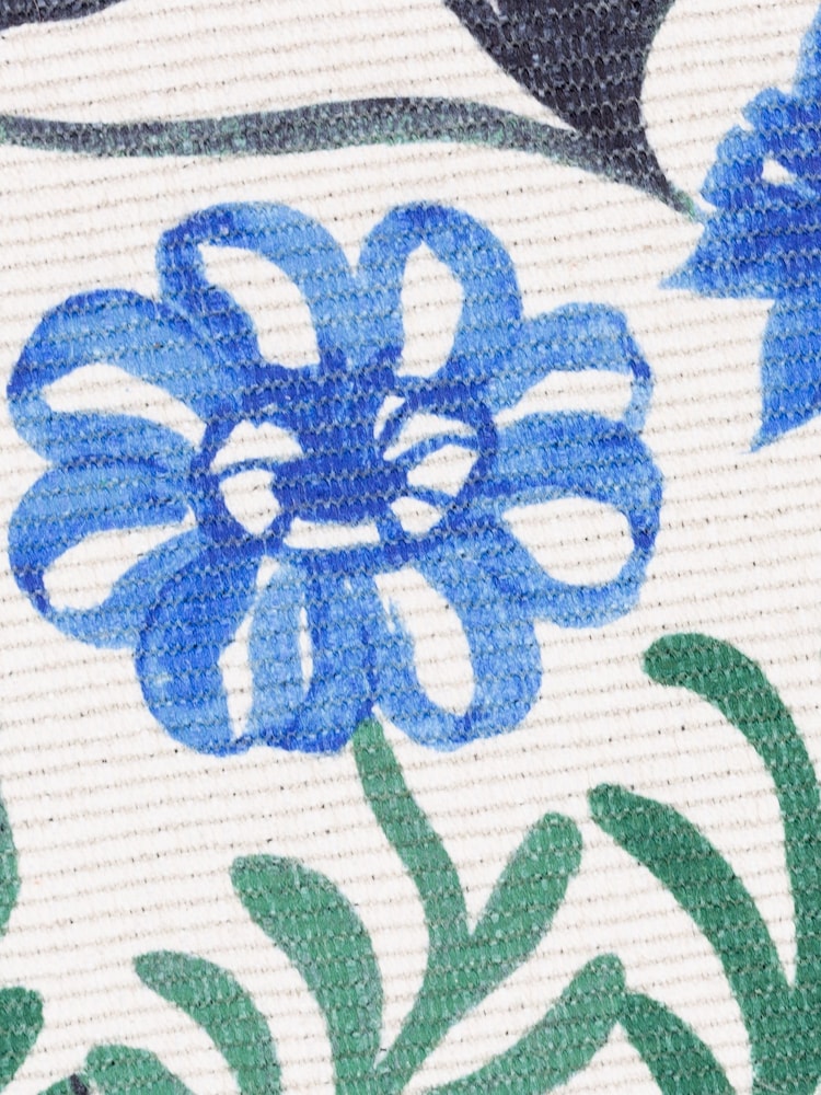Furn Alentejo Trending Floral Outdoor Indoor Washable Rug - Bild 3 von 3 Furn Alentejo Trending Floral Outdoor Indoor Washable Rug - Bild 3 von 3
