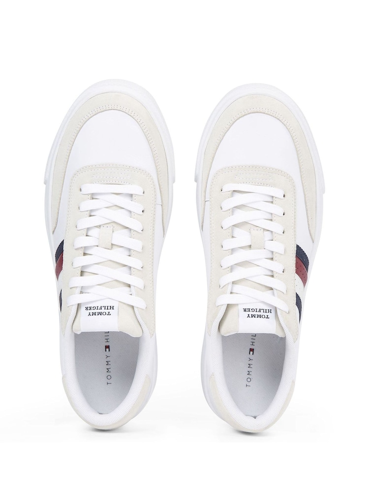 أبيض - حذاء رياضي جلد Cupset من Tommy Hilfiger - صورة 2 من 2 أبيض - حذاء رياضي جلد Cupset من Tommy Hilfiger - صورة 2 من 2