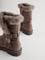 Nerc rjava - Forever Comfort® Faux Fur Double Buckle Ankle gležnjarji - Slika 9 iz 10