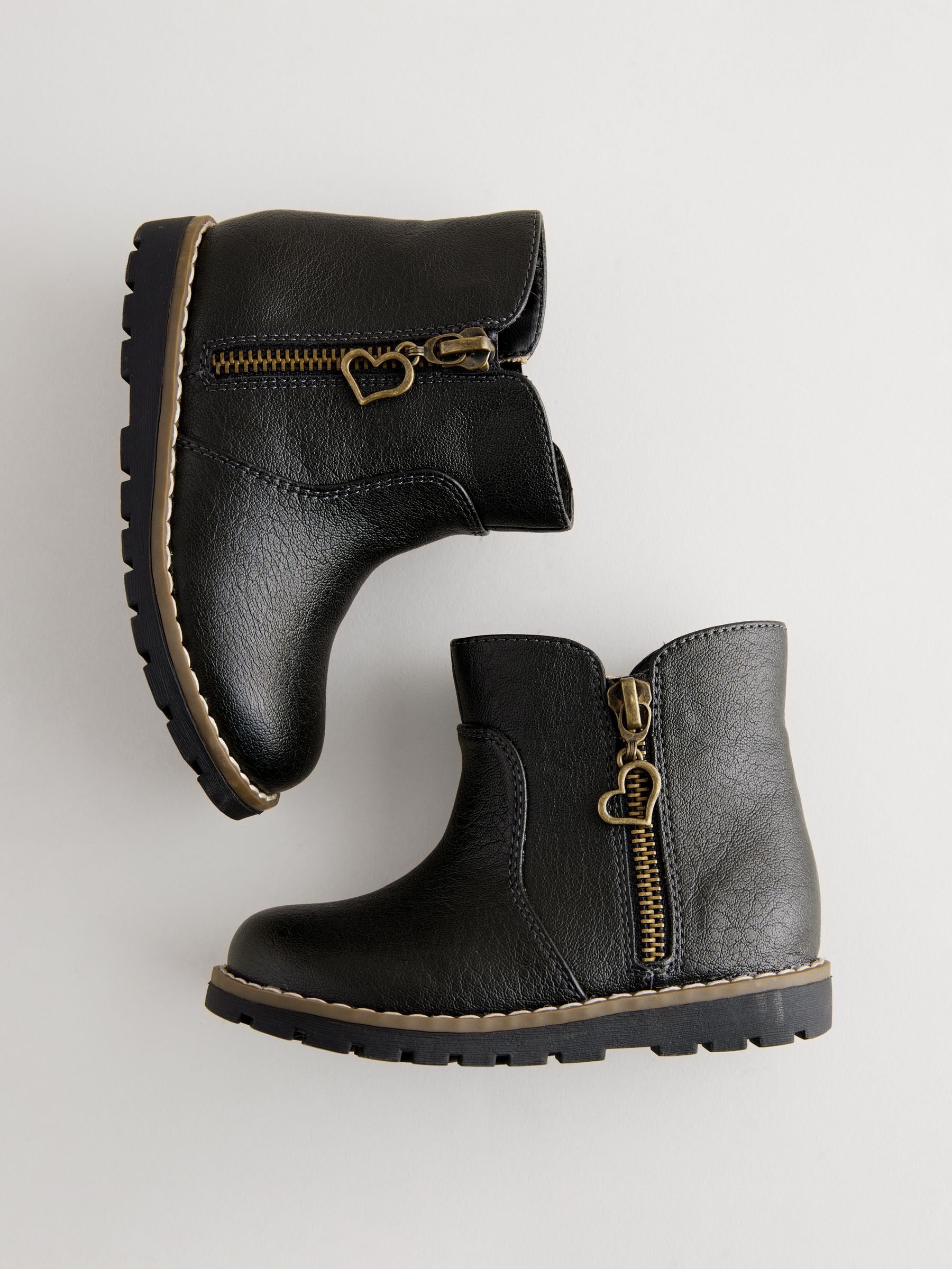 Chelsea boots size 8 outlet
