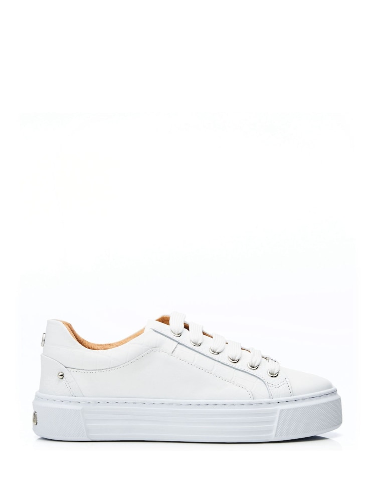 Moda in Pelle Arabeller Lace-Up Trainers With Eyelets - Image 1 of 4