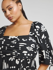Simply Be Black Conversational Print Soft Volume Dress - Image 4 of 4