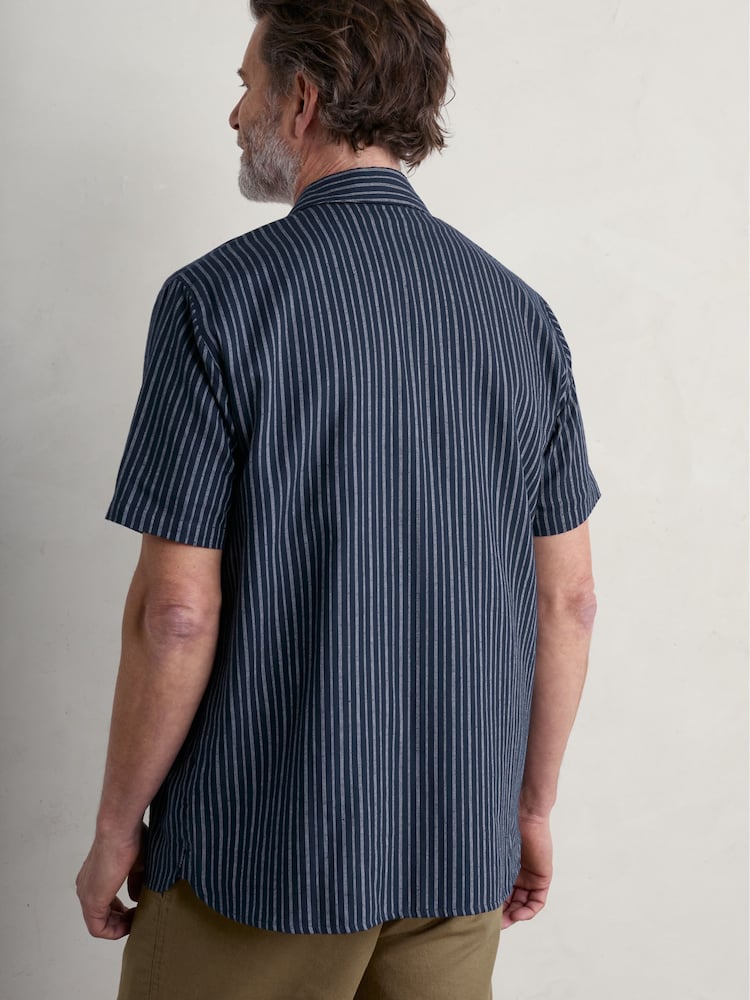 Seasalt Cornwall Blue Skylight Cave Mens Shirt - Image 4 of 7