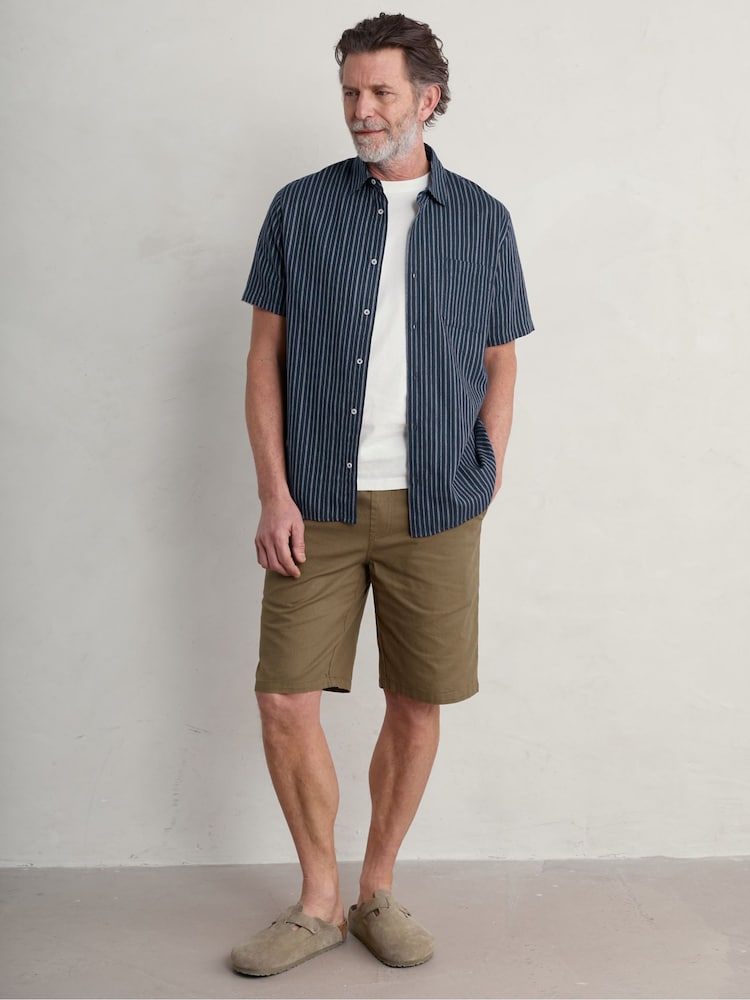 Seasalt Cornwall Blue Skylight Cave Mens Shirt - Image 5 of 7