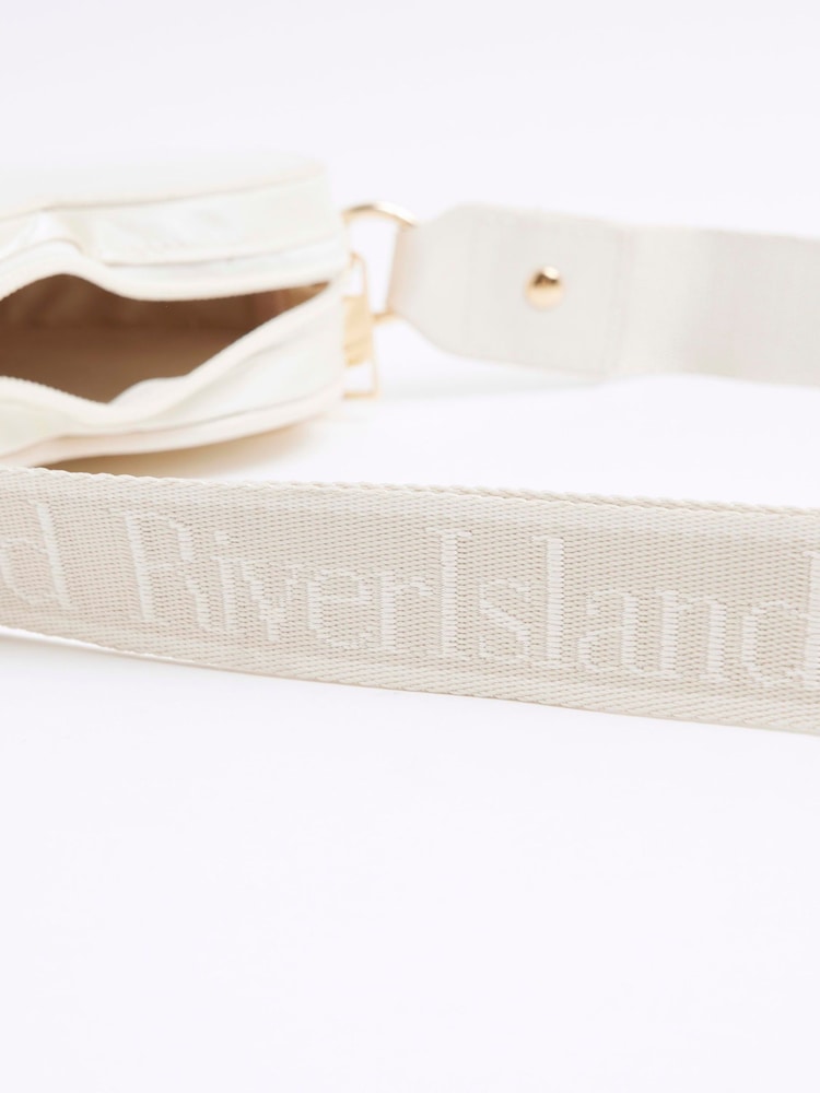 River Island Cream Girls Heart Chain Nylon Bag - Image 6 of 6 River Island Cream Girls Heart Chain Nylon Bag - Image 6 of 6