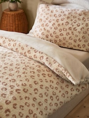 Fleece Natural Animal Print Duvet Cover and Pillowcase Set - Image 3 of 7