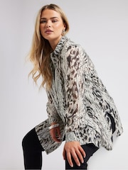 Yours Curve Cream LONDON Zebra Print Shirt - Image 1 of 5