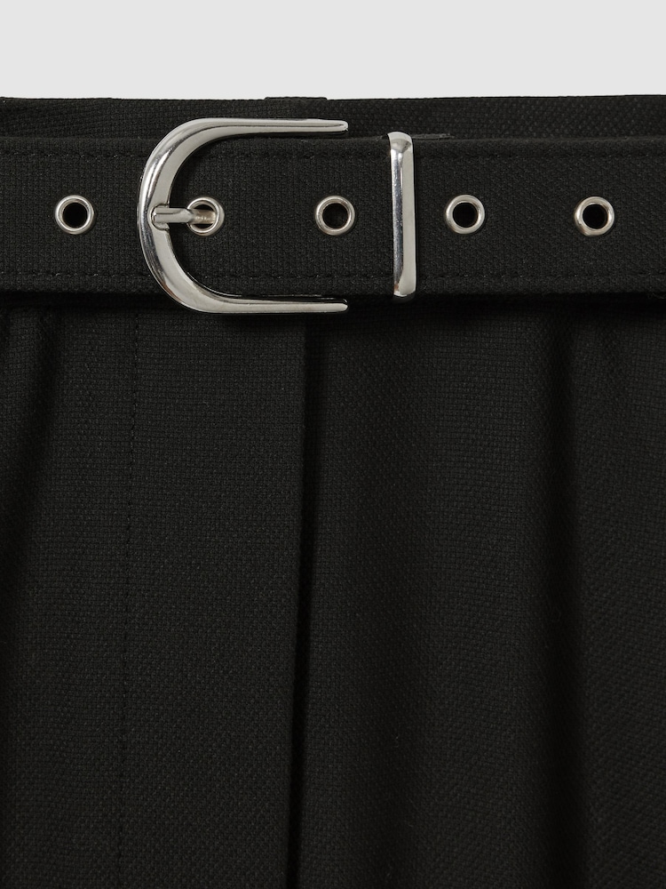 Negro - Pantalones con diseño cónico con cinturón Freja de Reiss - Imagen 6 de 6