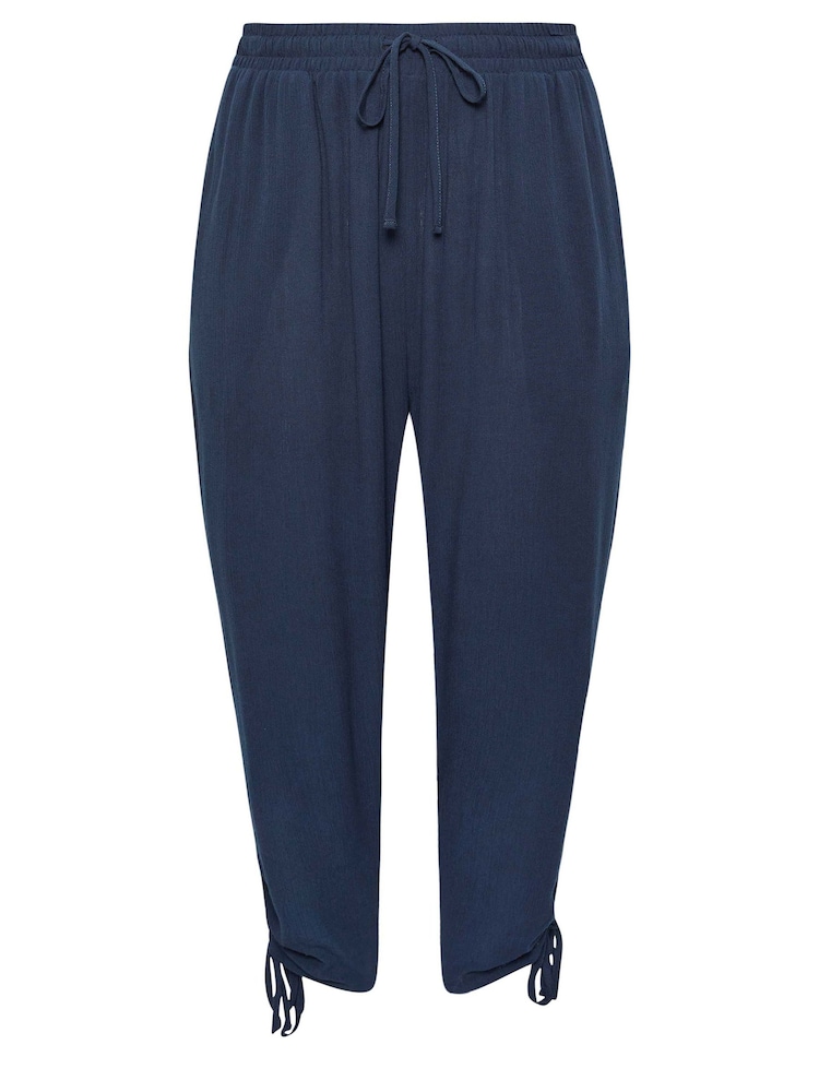 Yours Curve Blue Crinkle Ruched Hem Cropped Trousers - Image 5 of 5