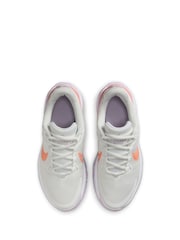 Nike Off White and Apricot Orange Youth Star Runner 4 Trainers - Image 5 of 8