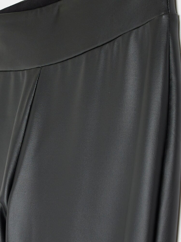 River Island Petite Black High Waist Matt Coated Leggings - Image 5 of 5