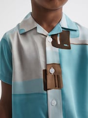 Reiss Teal Deekay 4-9 yrs Slim Fit Cuban Collar Abstract Print Shirt - Image 4 of 6