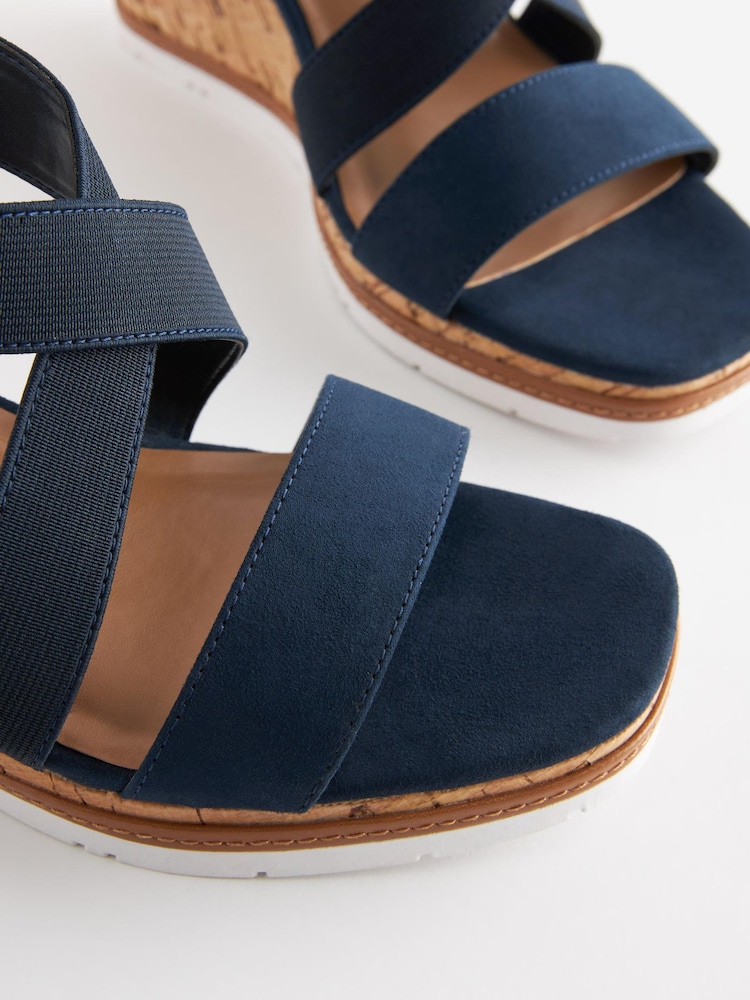 Marineblau/blau - Forever Comfort® Schuhe mit Keilabsatz und elastischem, überkreuztem Design - Bild 8 von 8