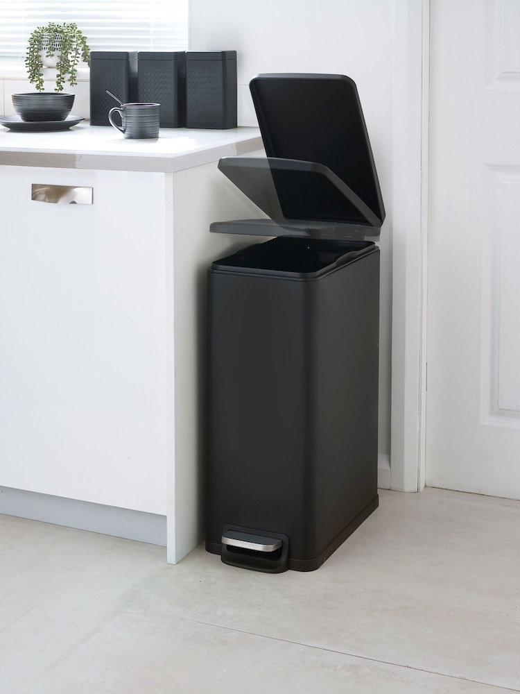 Black 45L Slim Soft Close Pedal Bin - Image 2 of 5