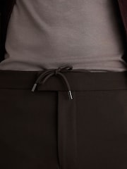 Reiss Brown Found Relaxed Fit Stretch Slim-Fit Drawstring Trousers - Image 5 of 7