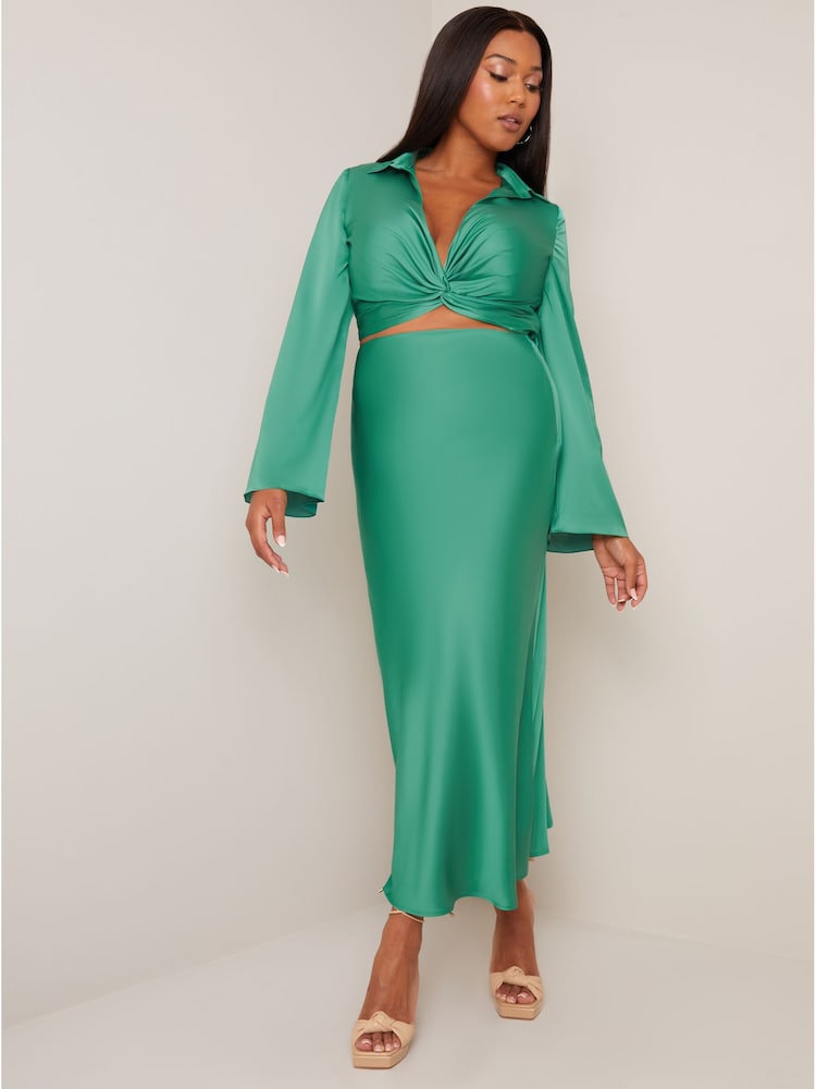 Chi Chi London Green Long Sleeve V-Neck Satin Twist Detail Top - Image 1 of 5