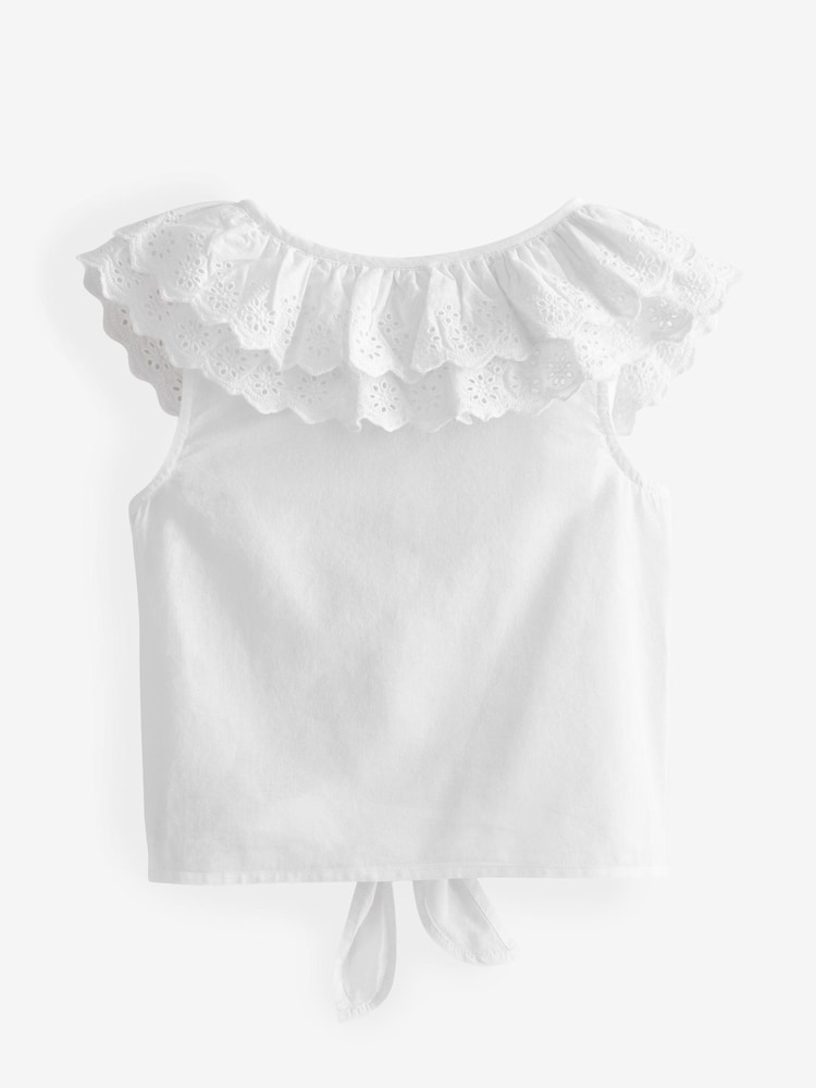 Weiß - Bluse zum Binden mit Rüschenkragen (3 bis 16 Jahre) - Bild 5 von 5 Weiß - Bluse zum Binden mit Rüschenkragen (3 bis 16 Jahre) - Bild 5 von 5