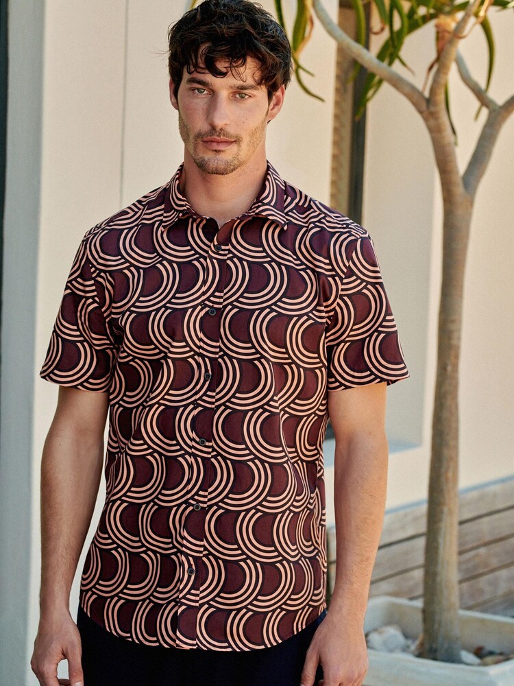 Burgundy Red Short Sleeve Printed Shirt With Cuban Collar - Image 1 of 5 Burgundy Red Short Sleeve Printed Shirt With Cuban Collar - Image 1 of 5