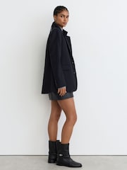 Crno - Reiss Rosalee Leather Turnlock-Hardware Biker Ankle Boots - Slika 4 od 6