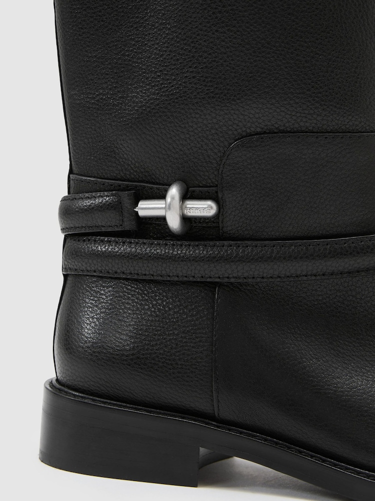 Crno - Reiss Rosalee Leather Turnlock-Hardware Biker Ankle Boots - Slika 6 od 6